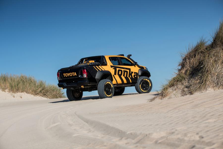  Toyota Hilux Tonka Concept 2017 года  (фото 23 из 40)